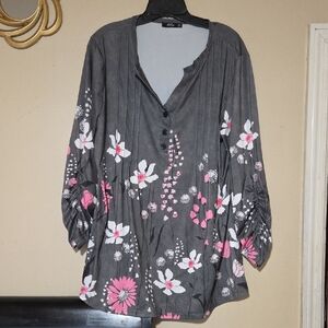 Lily By Firmiana Floral Women's Tunic Top